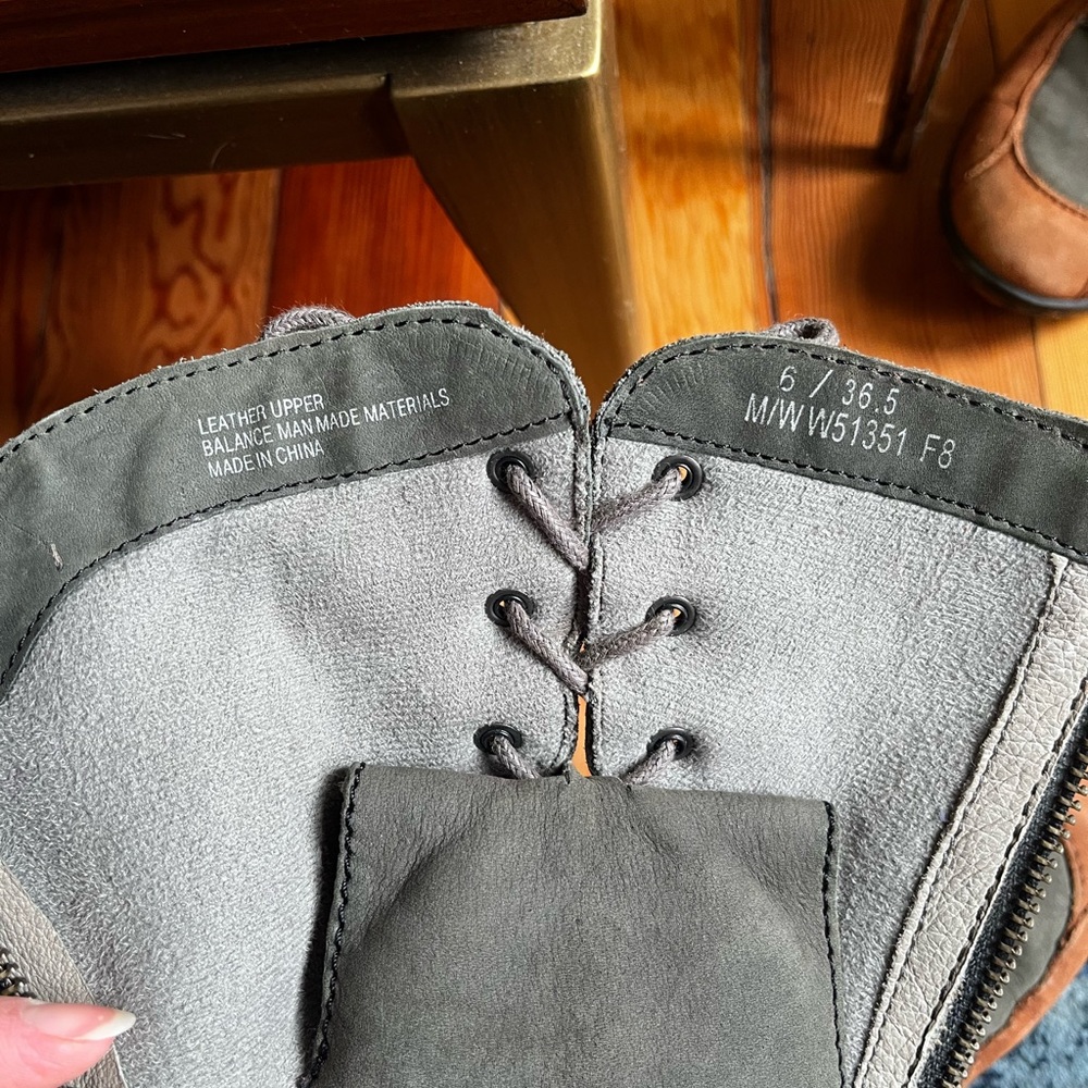 Born Boots - Picture 5 of 9